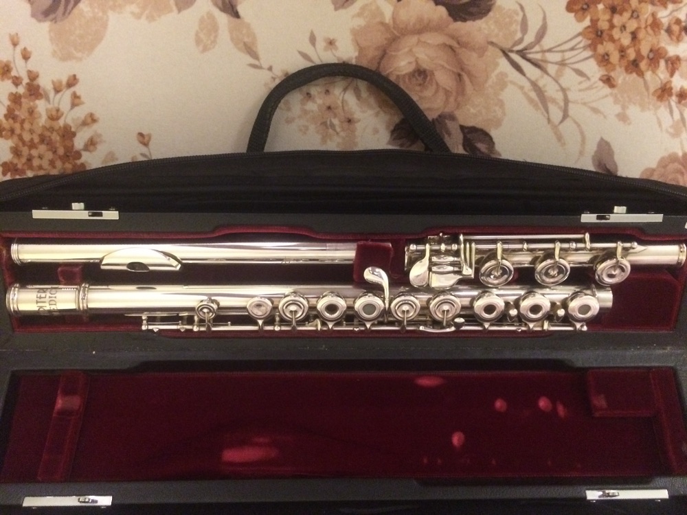 Flute jupiter 911