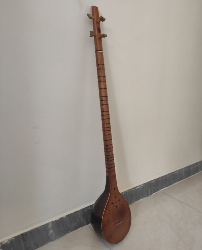سه تار تزئینی