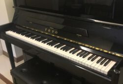 پیانو آکوستیک TOYO ژاپن