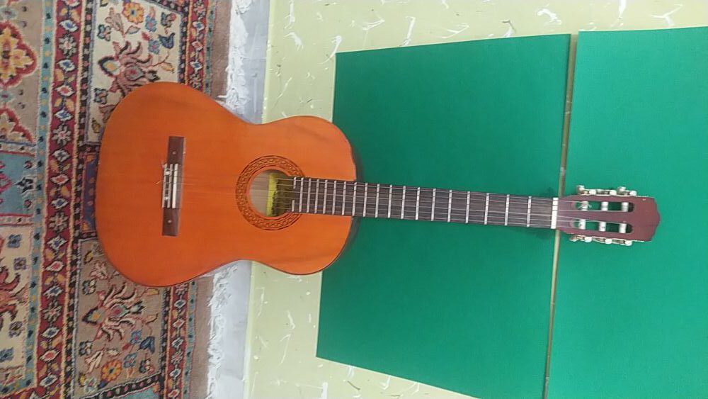 گیتار فروش فوری