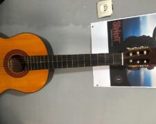 گیتار یاماها مدل c70