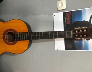 گیتار یاماها مدل c70