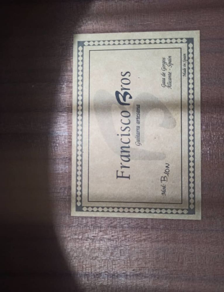 گیتار فرانسیسکو بروس
