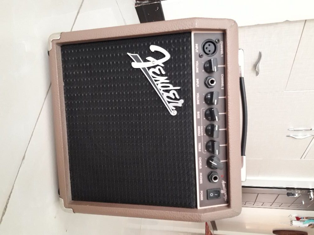 آمپلی فایر گیتار آکوستیک ۱۵ وات Fender