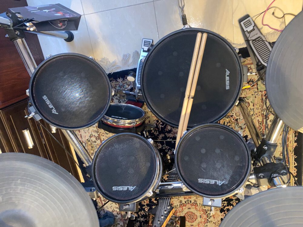 Alesis crimson all mesh v drum